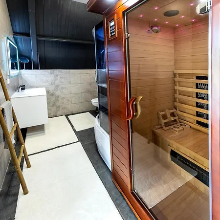 Villa Sm Vip Shanovo